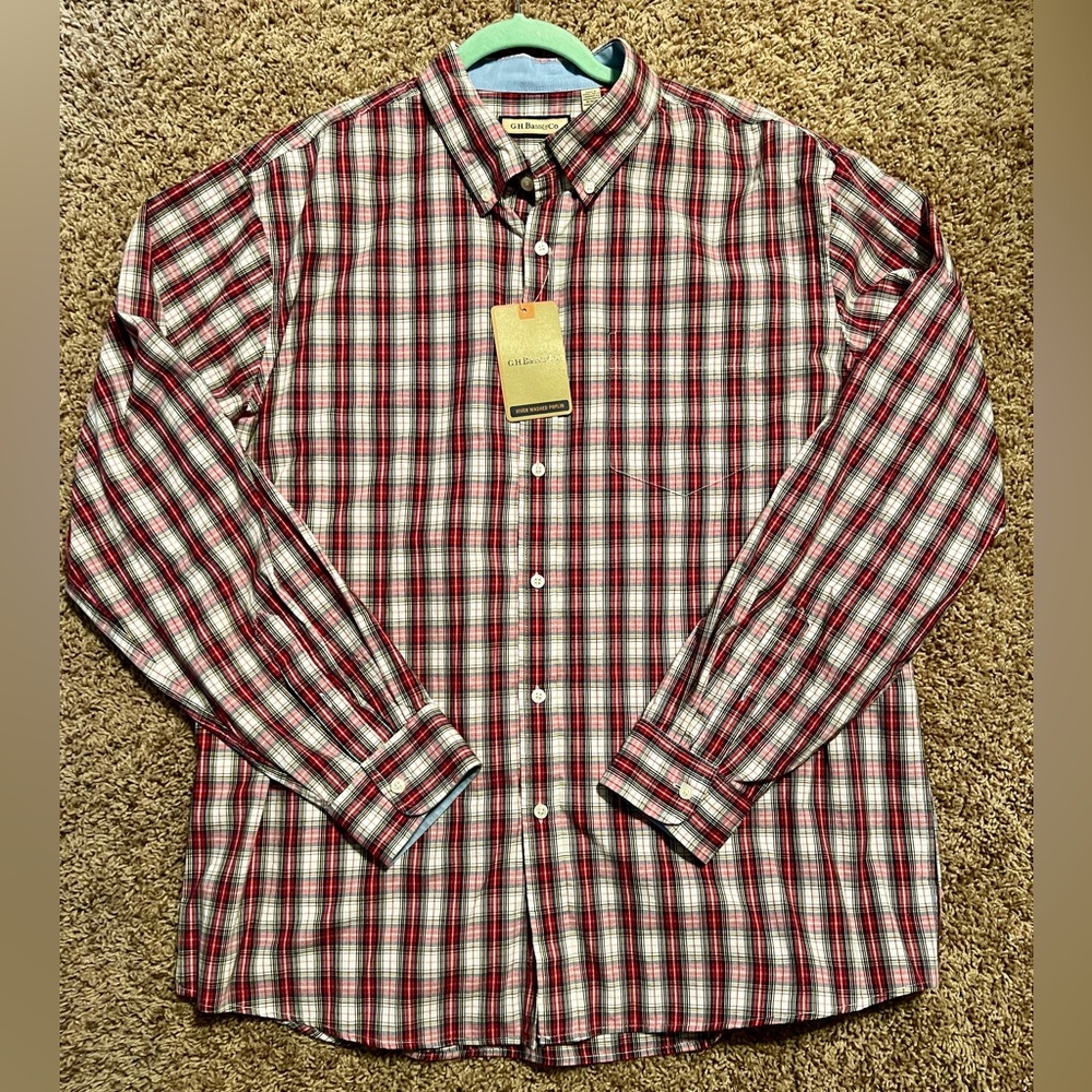 Men’s plaid button-down shirt